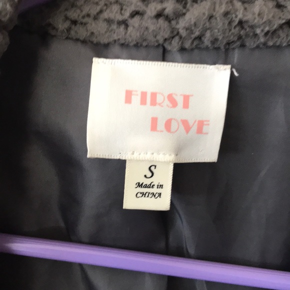 FIRST LOVE 🐻❤️ fuzzy teddy gray coat / jacket - Picture 3 of 5